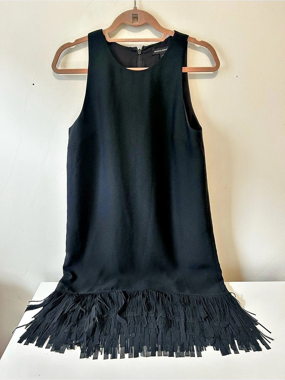 Banana Republic Black Fringe Hem Shift Dress Mini Dress Black Size 6